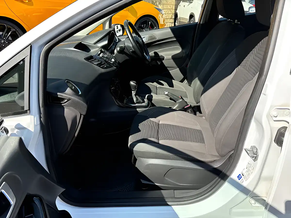 Used 2015 Ford Fiesta Zetec White - Interior and Exterior details 12