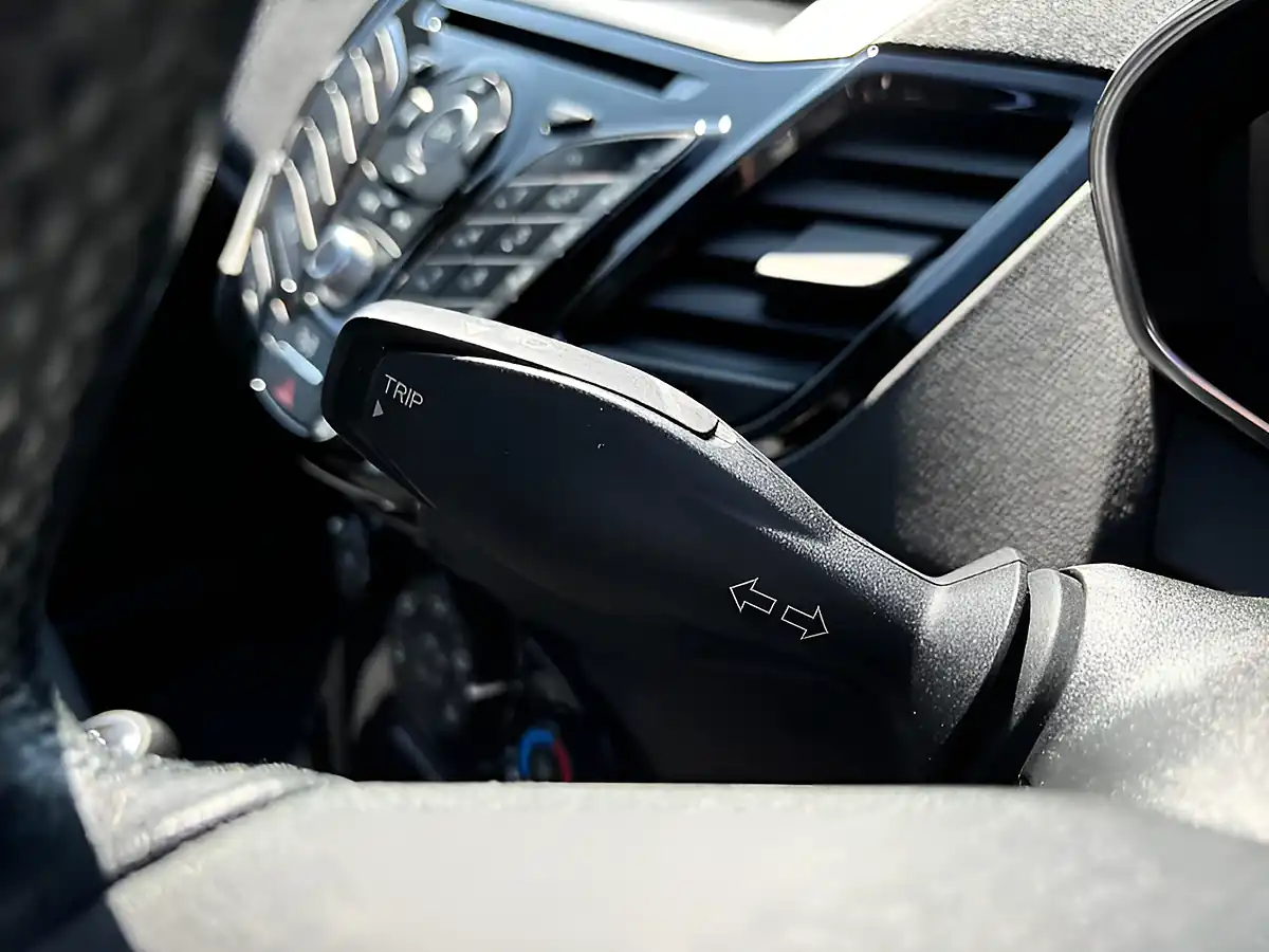 Used 2015 Ford Fiesta Zetec White - Interior and Exterior details 14