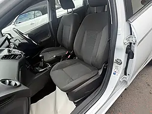 Used 2015 Ford Fiesta Zetec White - Interior and Exterior details 10