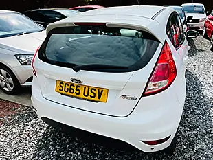 Used 2015 Ford Fiesta Zetec White - Interior and Exterior details 17