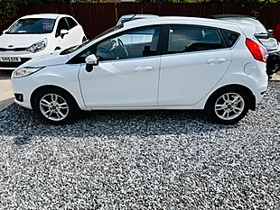 Used 2015 Ford Fiesta Zetec White - Interior and Exterior details 19