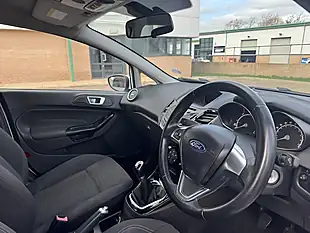 Used 2015 Ford Fiesta Zetec White - Interior and Exterior details 10