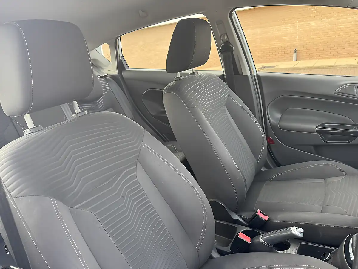 Used 2015 Ford Fiesta Zetec White - Interior and Exterior details 12
