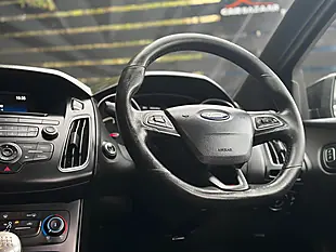 Used 2015 Ford Focus ST-1 Black - Interior and Exterior details 17