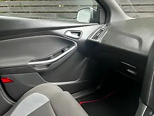 Used 2015 Ford Focus ST-1 Black - Interior and Exterior details 19