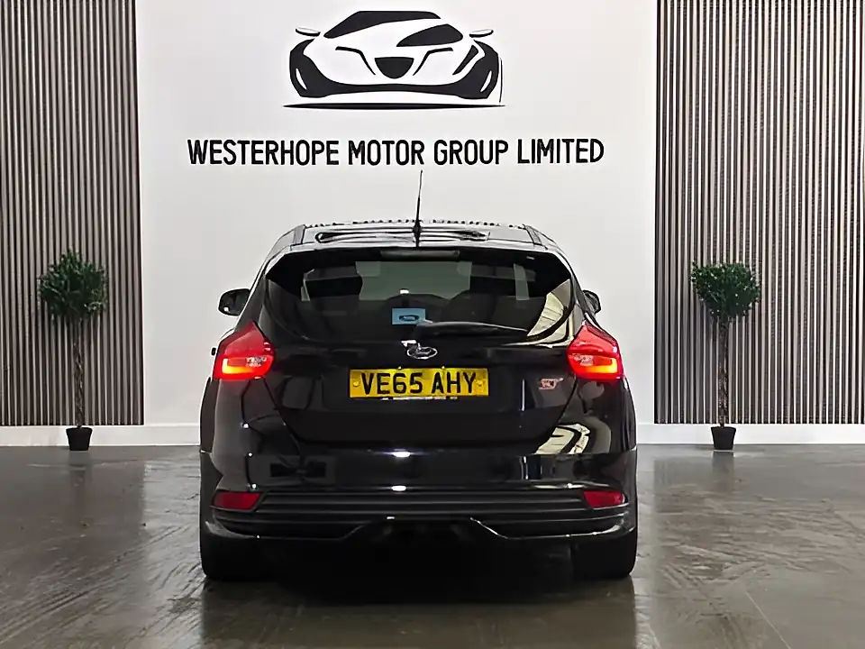 Used 2015 Ford Focus ST-2 Black - Interior and Exterior details 12