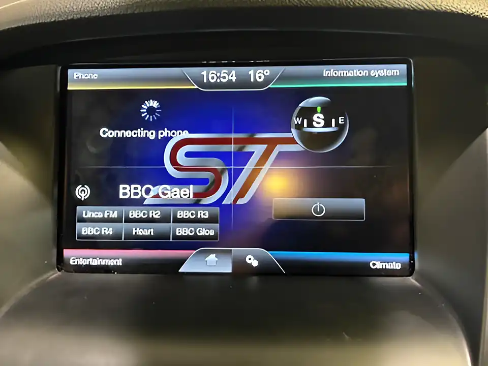 Used 2015 Ford Focus ST-2 Black - Interior and Exterior details 16