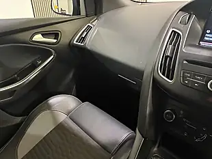 Used 2015 Ford Focus ST-2 Black - Interior and Exterior details 19