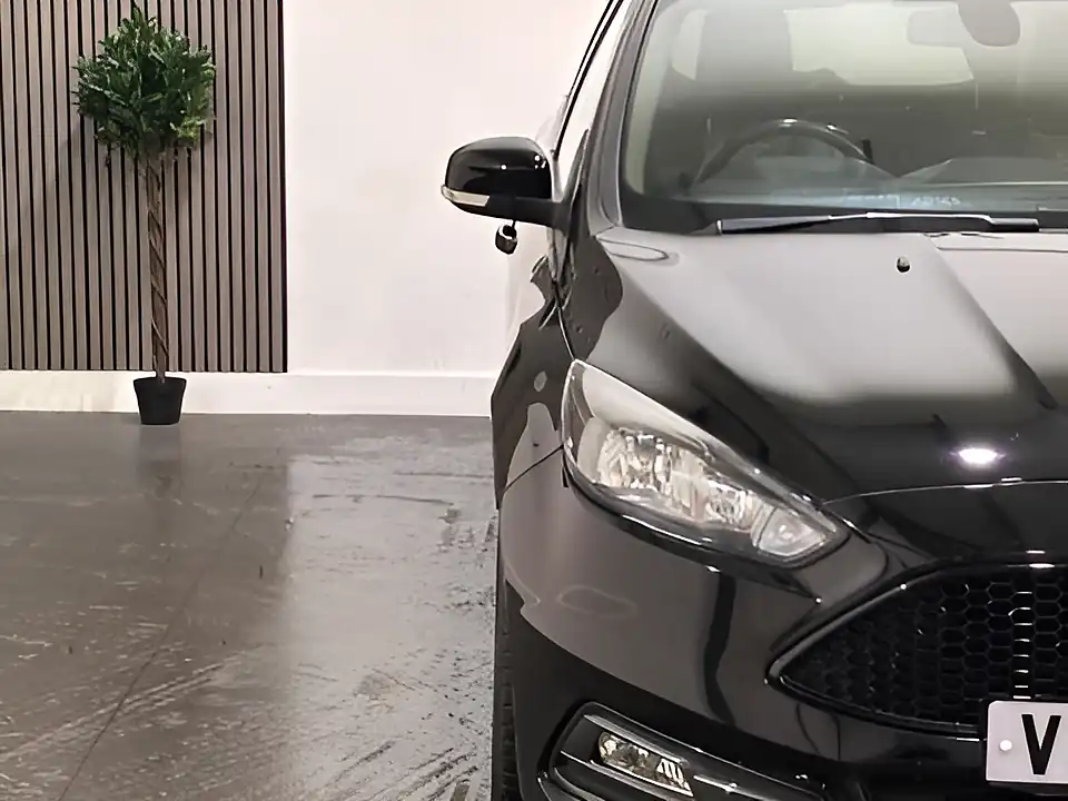 Used 2015 Ford Focus ST-2 Black - Interior and Exterior details 6