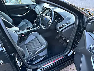 Used 2015 Ford Focus ST-2 Black - Interior and Exterior details 11