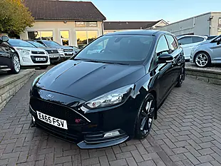 Used 2015 Ford Focus ST-2 Black - Interior and Exterior details 4