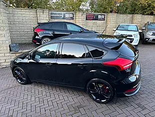 Used 2015 Ford Focus ST-2 Black - Interior and Exterior details 6