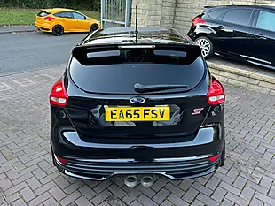 Used 2015 Ford Focus ST-2 Black - Interior and Exterior details 9