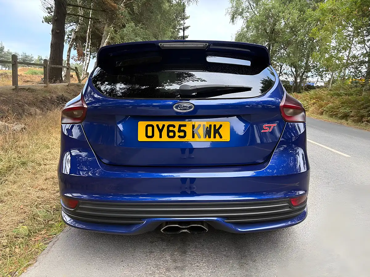 Used 2015 Ford Focus ST-2 Blue - Interior and Exterior details 8