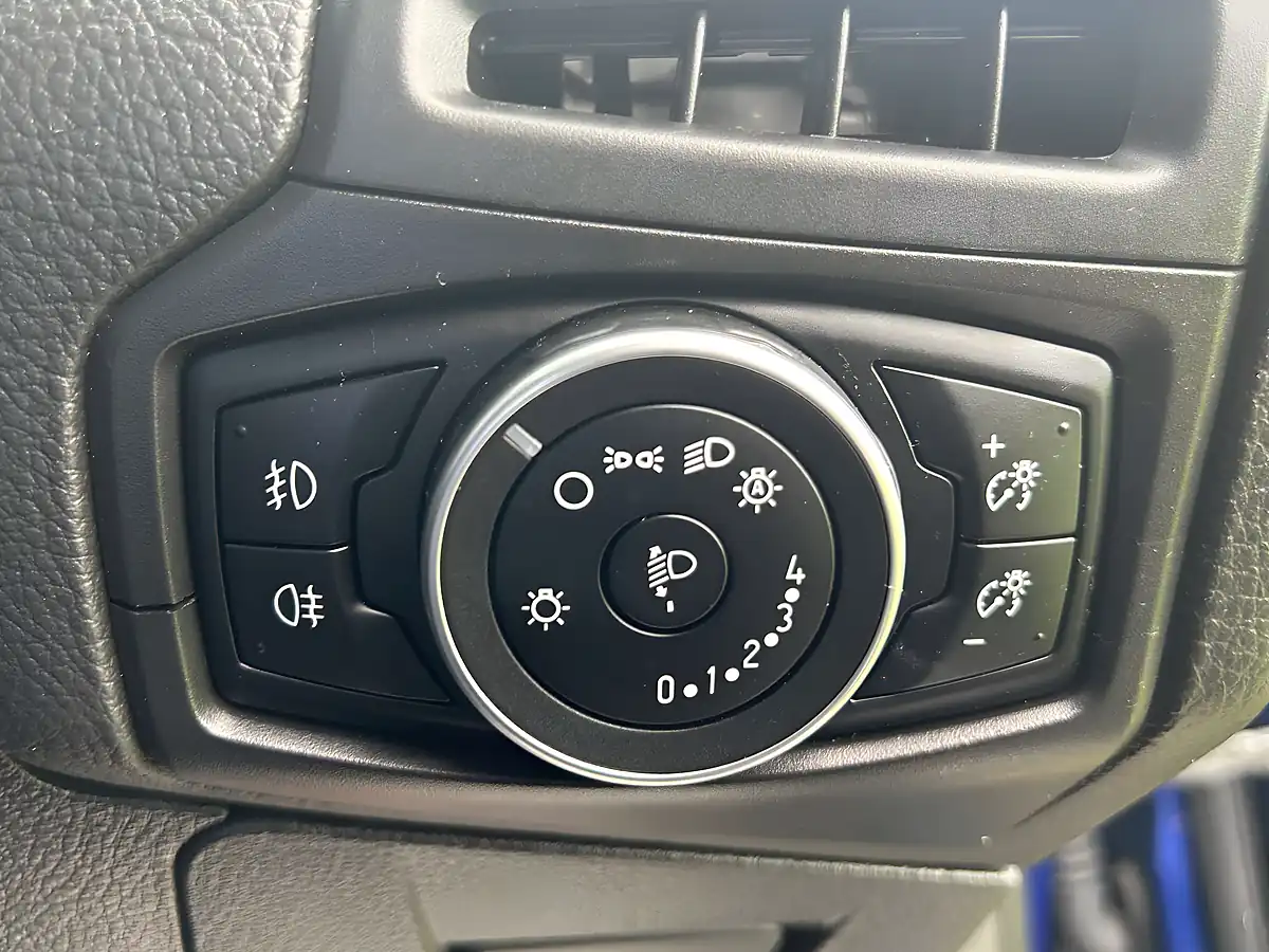 Used 2015 Ford Focus ST-2 Blue - Interior and Exterior details 20