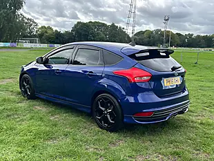 Used 2015 Ford Focus ST-2 Blue - Interior and Exterior details 7