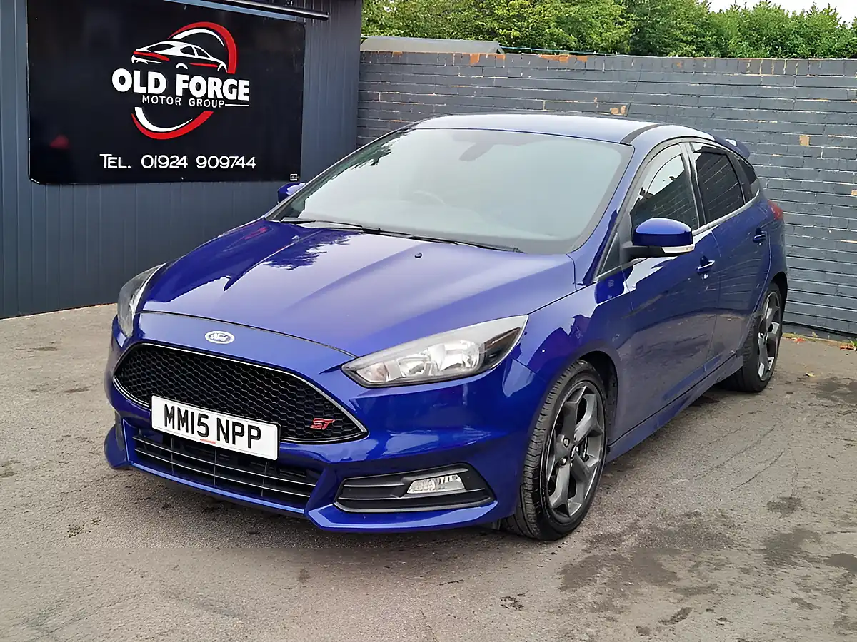 Used 2015 Ford Focus ST-2 Blue - Front View