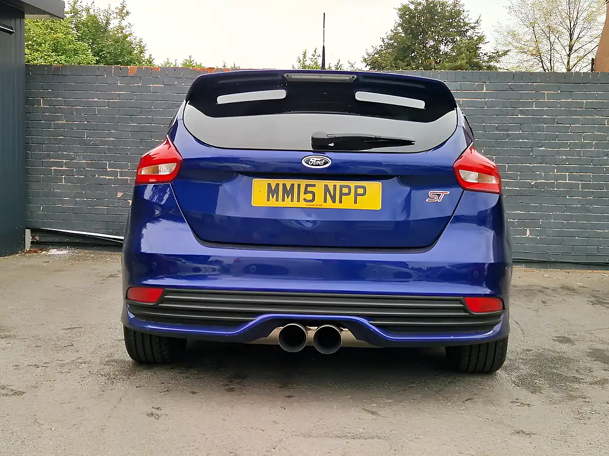 Used 2015 Ford Focus ST-2 Blue - Interior and Exterior details 13