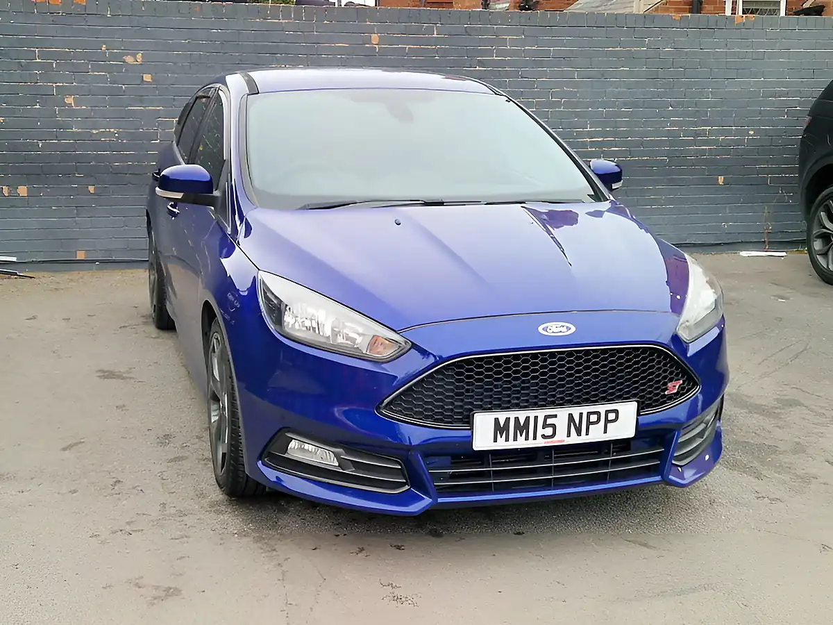 Used 2015 Ford Focus ST-2 Blue - Interior and Exterior details 3