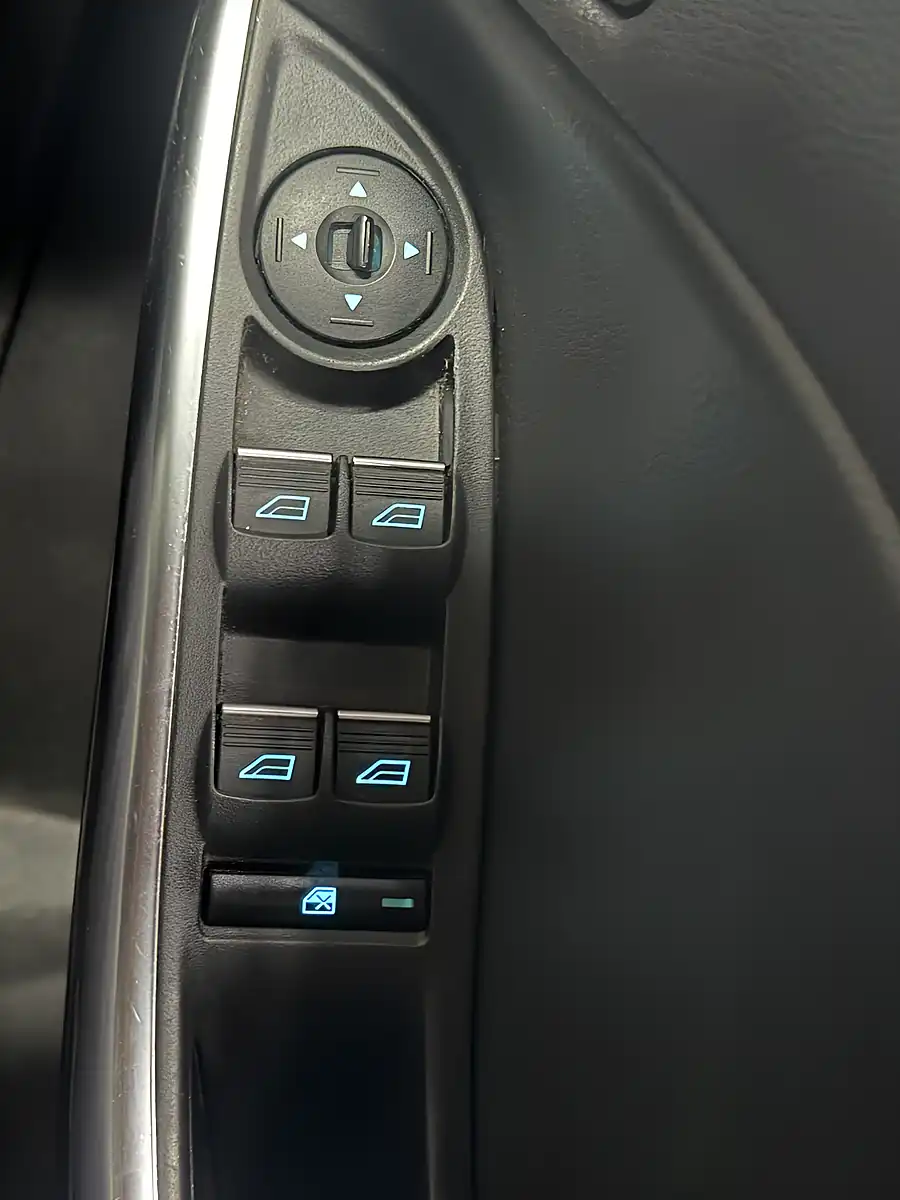 Used 2015 Ford Focus ST-2 Blue - Interior and Exterior details 20