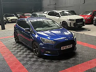 Used 2015 Ford Focus ST-2 Blue - Interior and Exterior details 3