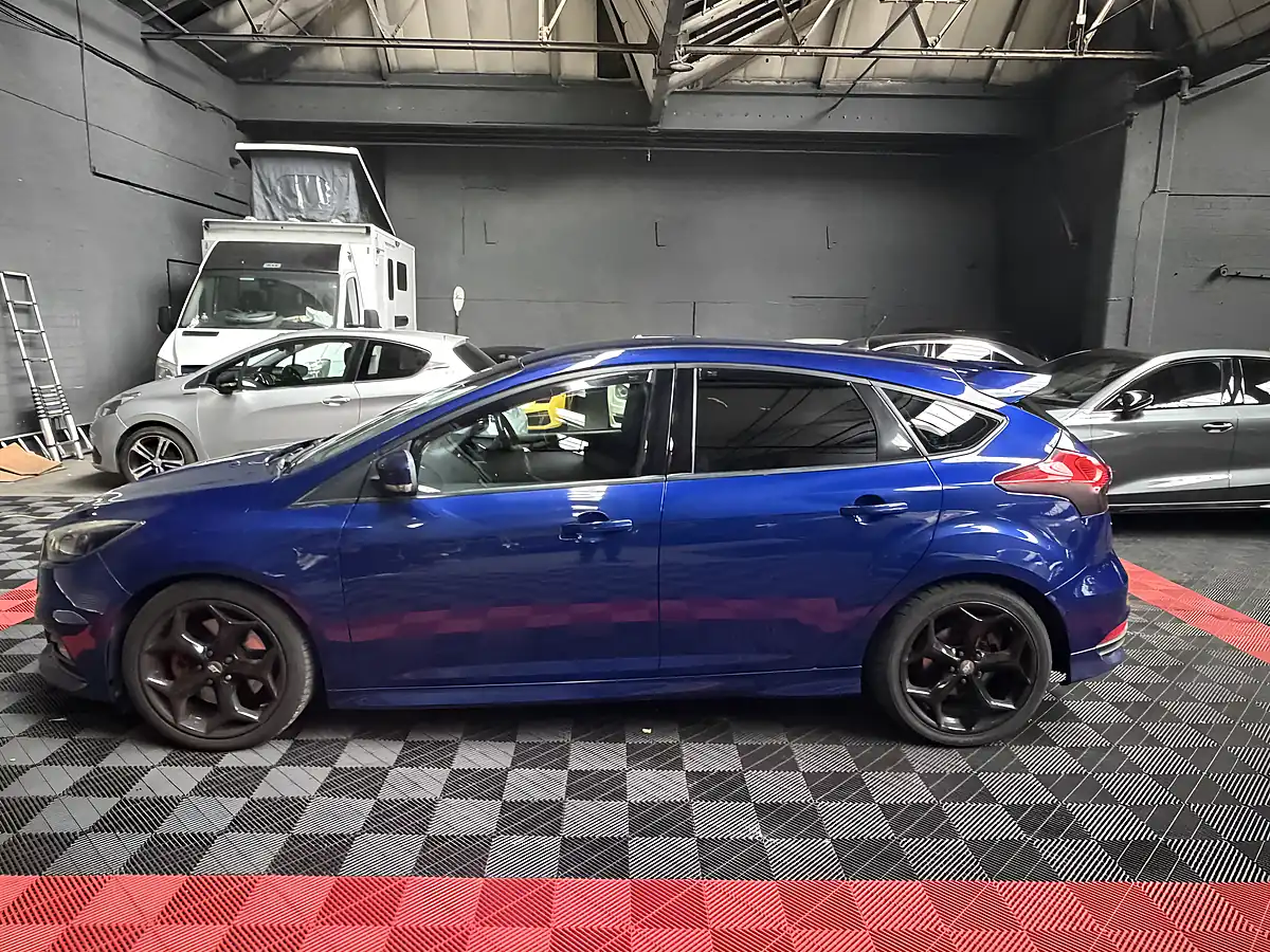 Used 2015 Ford Focus ST-2 Blue - Interior and Exterior details 5