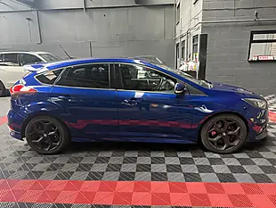 Used 2015 Ford Focus ST-2 Blue - Interior and Exterior details 6