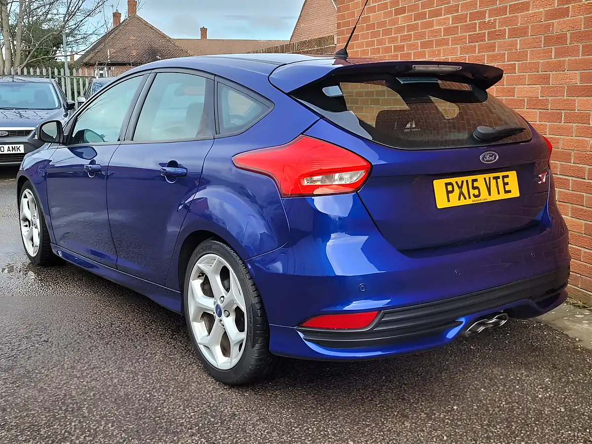 Used 2015 Ford Focus ST-2 Blue - Interior and Exterior details 3