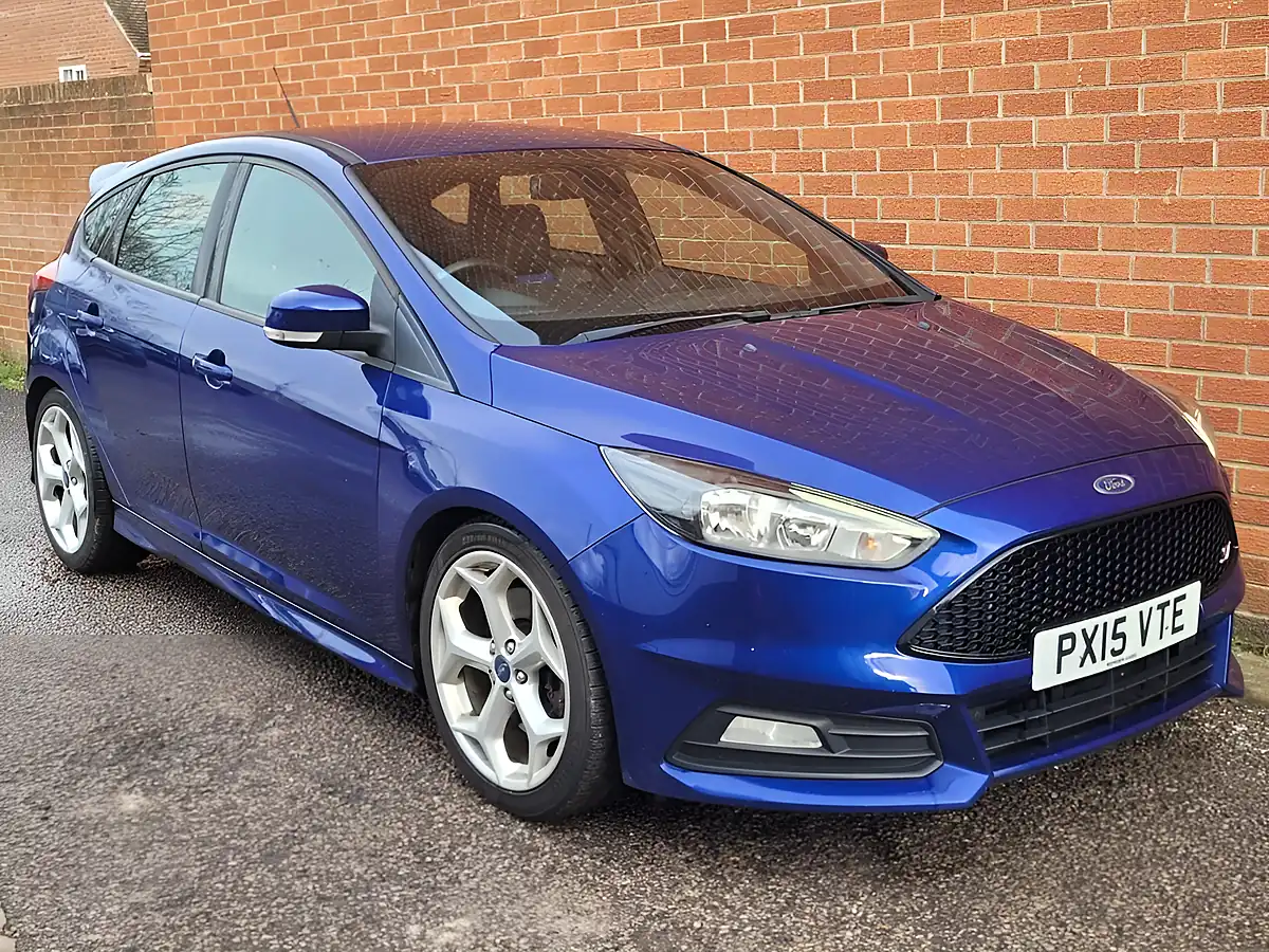Used 2015 Ford Focus ST-2 Blue - Interior and Exterior details 8