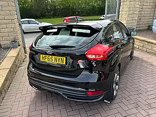 Used 2015 Ford Focus ST-2 Shadow Black - Interior and Exterior details 12