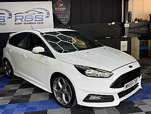 Used 2015 Ford Focus ST-2 White - Interior and Exterior details 12