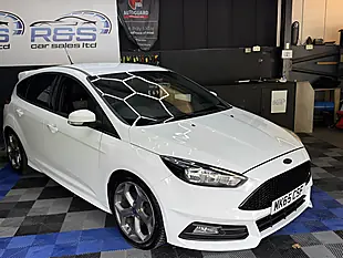 Used 2015 Ford Focus ST-2 White - Interior and Exterior details 13
