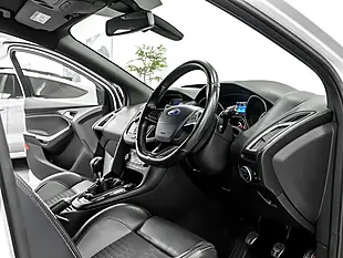 Used 2015 Ford Focus ST-2 White - Interior and Exterior details 16