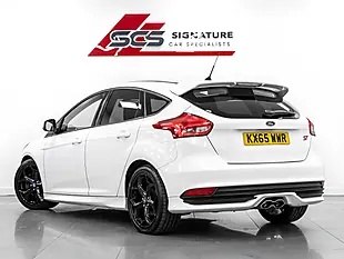 Used 2015 Ford Focus ST-2 White - Interior and Exterior details 2
