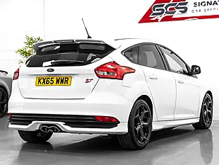 Used 2015 Ford Focus ST-2 White - Interior and Exterior details 3