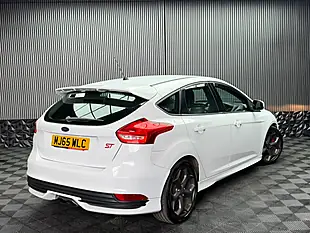 Used 2015 Ford Focus ST-2 White - Interior and Exterior details 11