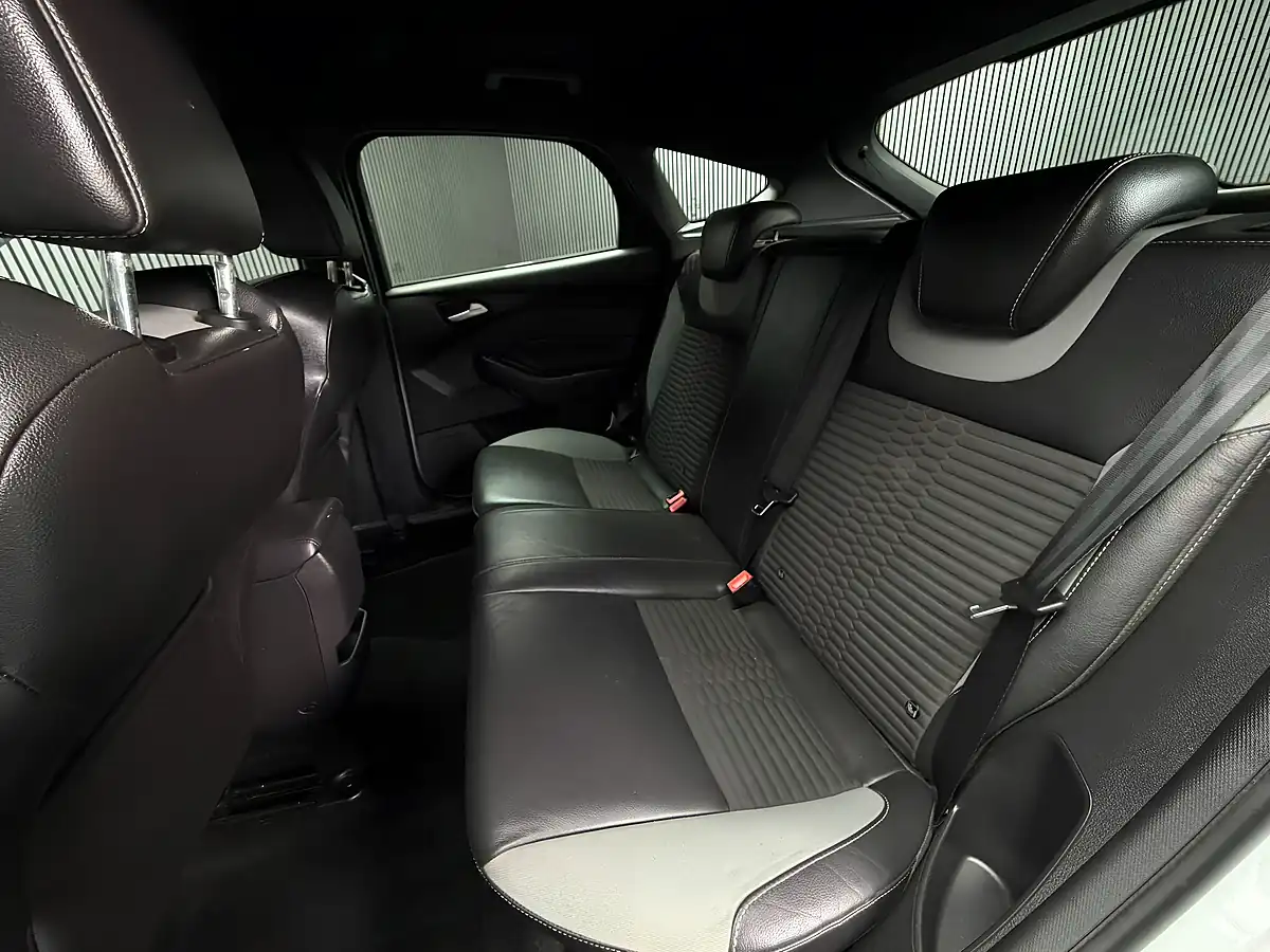 Used 2015 Ford Focus ST-2 White - Interior and Exterior details 12