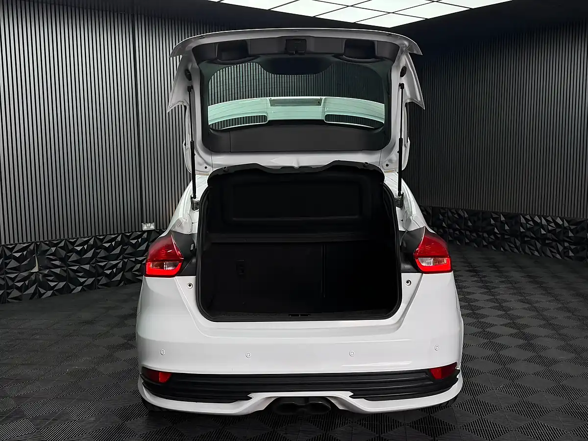 Used 2015 Ford Focus ST-2 White - Interior and Exterior details 19
