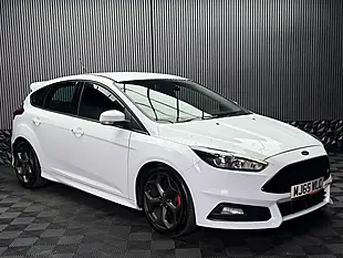 Used 2015 Ford Focus ST-2 White - Interior and Exterior details 7
