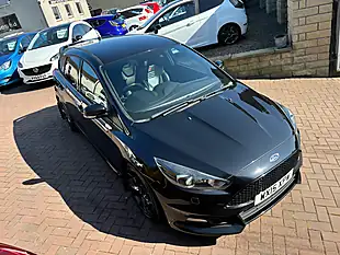 Used 2015 Ford Focus ST-3 Black - Interior and Exterior details 10