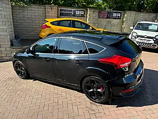 Used 2015 Ford Focus ST-3 Black - Interior and Exterior details 8