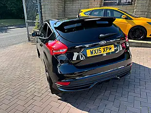Used 2015 Ford Focus ST-3 Black - Interior and Exterior details 9
