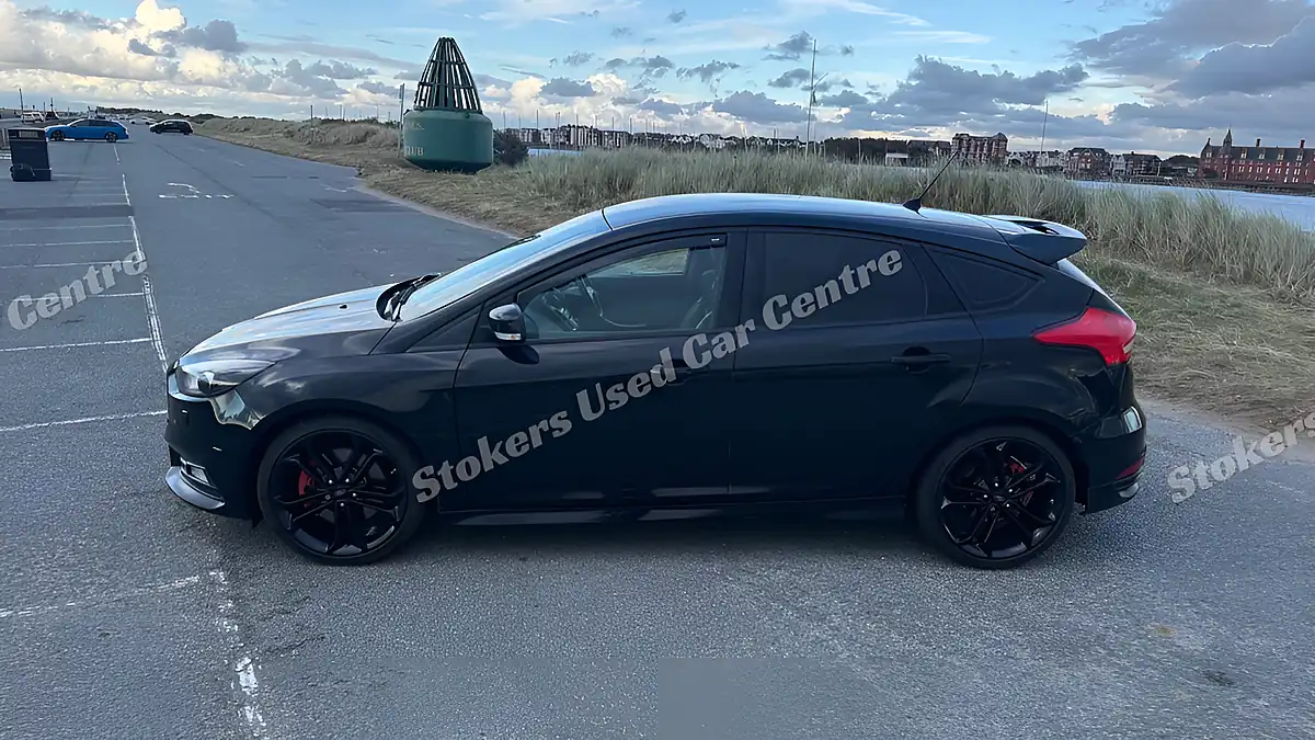 Used 2015 Ford Focus ST-3 Black - Interior and Exterior details 7