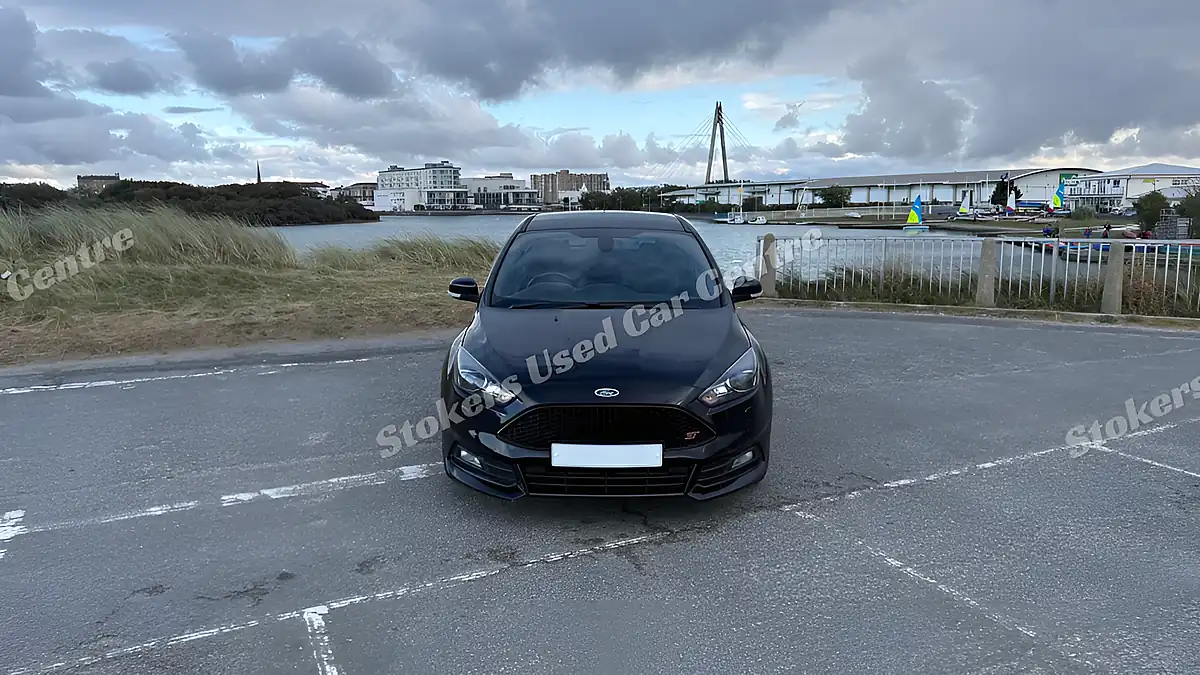 Used 2015 Ford Focus ST-3 Black - Interior and Exterior details 9