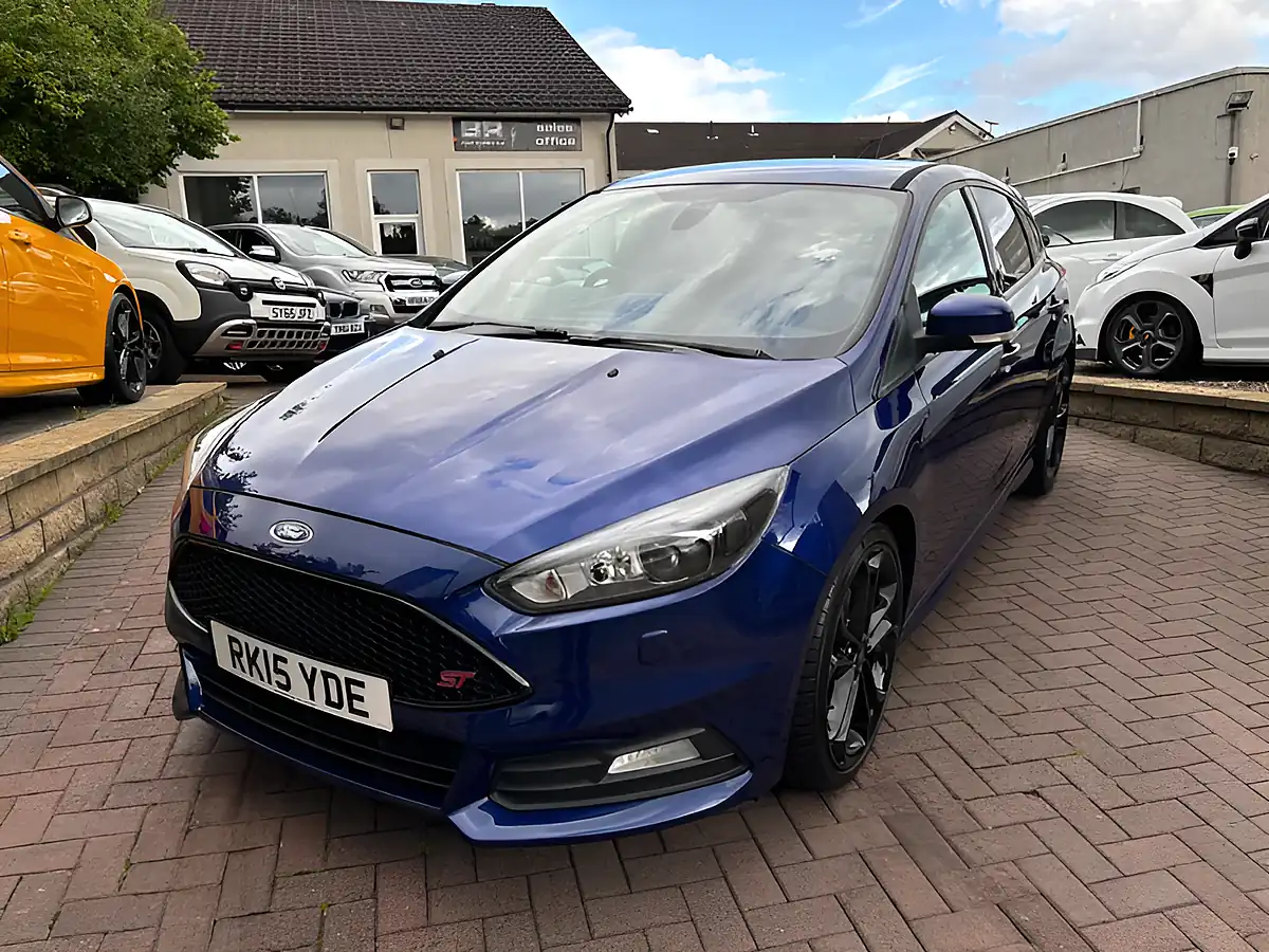Used 2015 Ford Focus ST-3 Blue - Interior and Exterior details 4