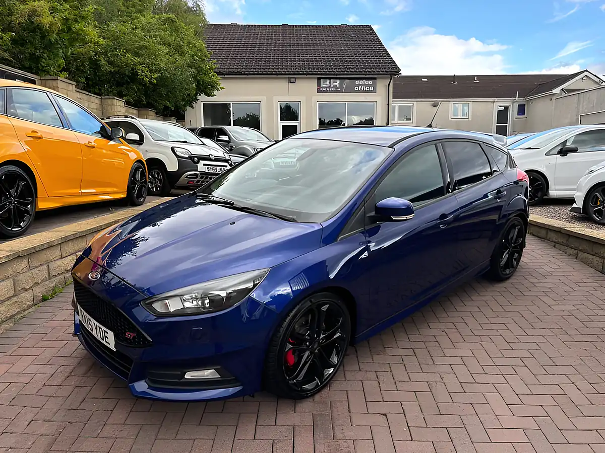Used 2015 Ford Focus ST-3 Blue - Interior and Exterior details 5