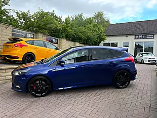 Used 2015 Ford Focus ST-3 Blue - Interior and Exterior details 6