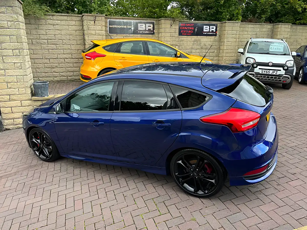 Used 2015 Ford Focus ST-3 Blue - Interior and Exterior details 8