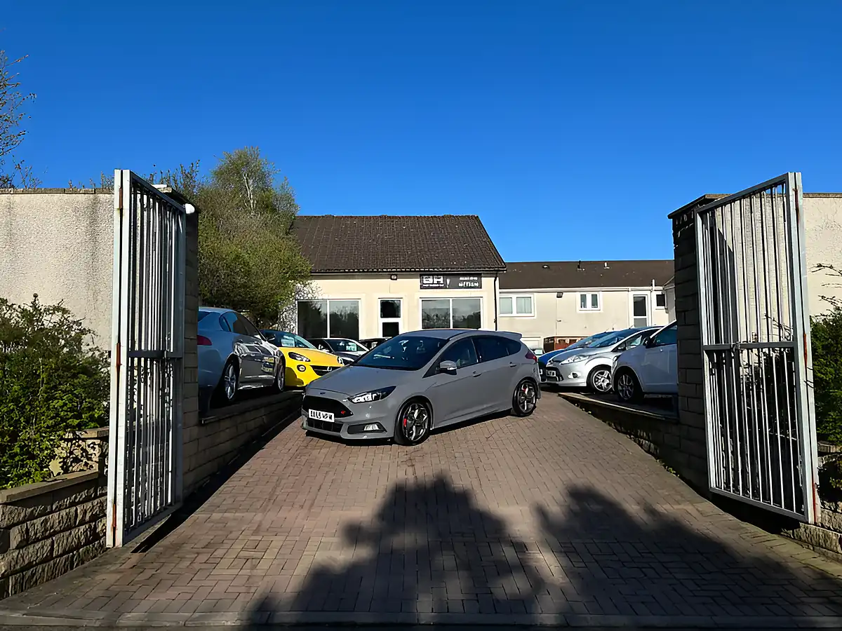 Used 2015 Ford Focus ST-3 Grey - Interior and Exterior details 3