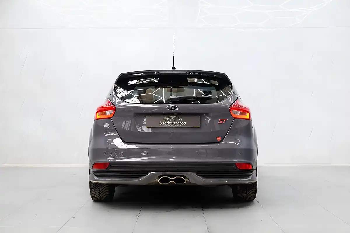 Used 2015 Ford Focus ST-3 Grey - Interior and Exterior details 8